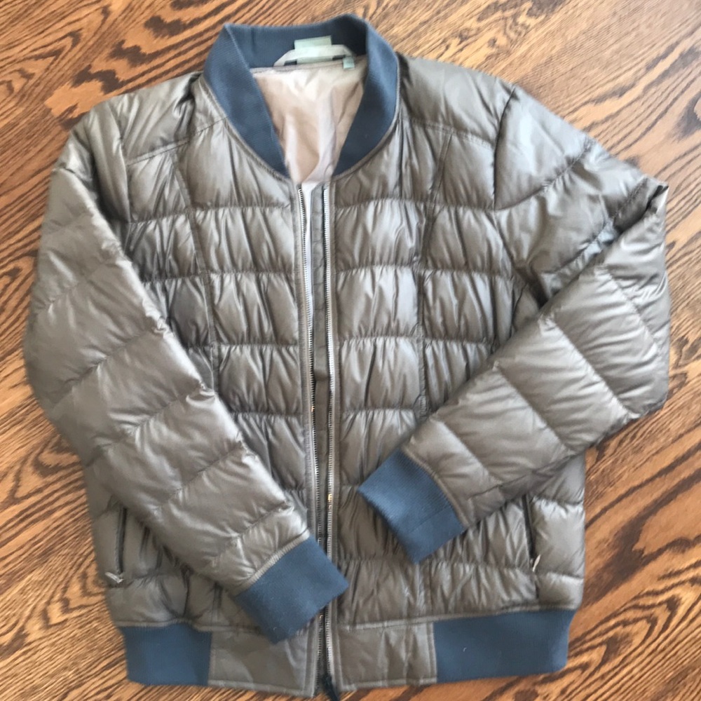 ATHLETA PUFFER JACKET
